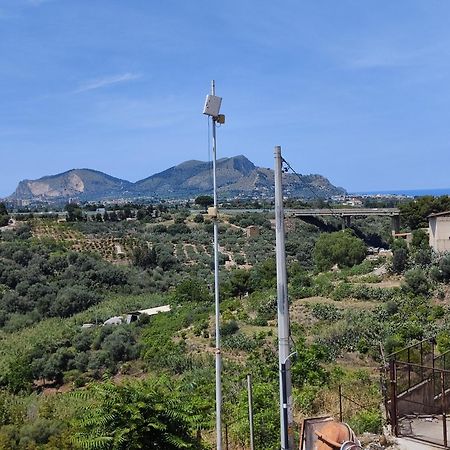 Appartement Panoramico Wifi Tv Centro Storico à Casteldaccia Extérieur photo