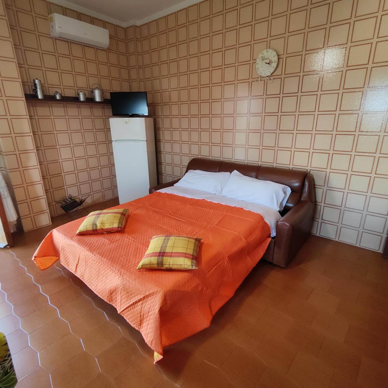 Appartement Panoramico Wifi Tv Centro Storico à Casteldaccia Extérieur photo